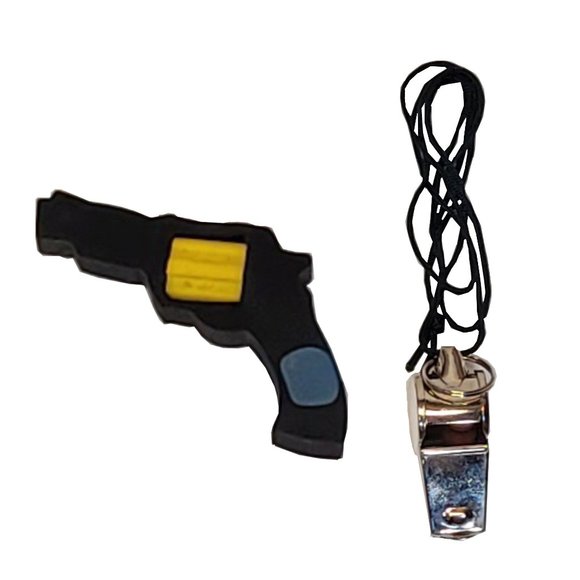 Dare to Wear-Policewoman - Picture 3 of 5